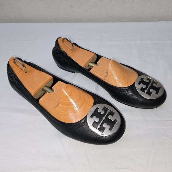 Tory Burch Reva Black Leather Silver Medallion Ballet Flats Women's Size 9.5 M - Picture 11 of 11